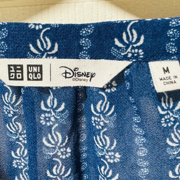 Uniqlo x Beauty and the Beast 3/4 Sleeve Blouse - Size M, Great Condition! - Picture 4 of 4